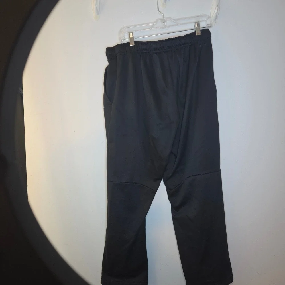 Nike Dri-FIT Mens XL Black Training Pants Athletic Sweatpants Embroidered Swoosh